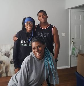 Meet your Posher, Robert